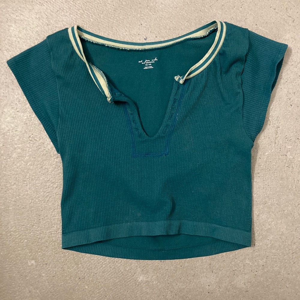 Urban outfitters go for gold seamless top size m/l